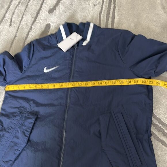 Nike Women’s Dugout Bench Jacket - Picture 10 of 15